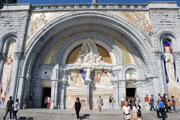 Porch Basilica du Rosaire