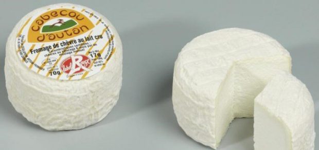 21 Famous French Cheeses We Recommend To Try At Least Once