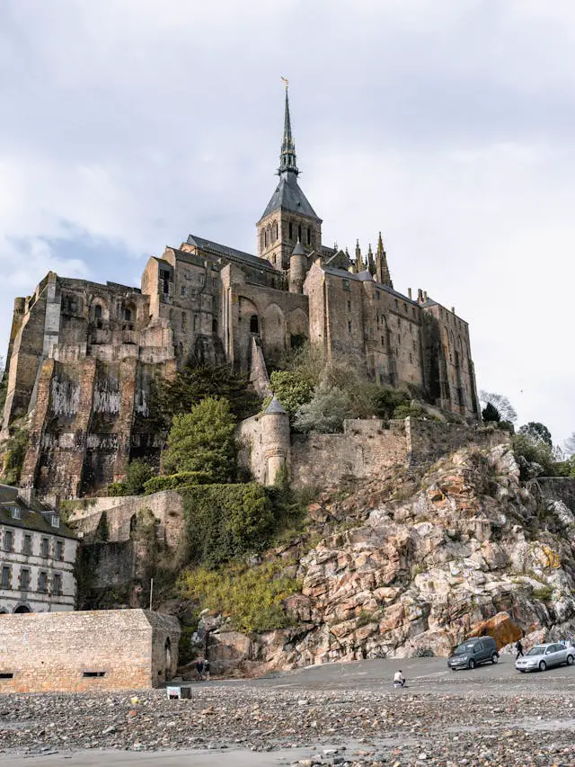 Mont-Saint-Michel Abbey and its architecture