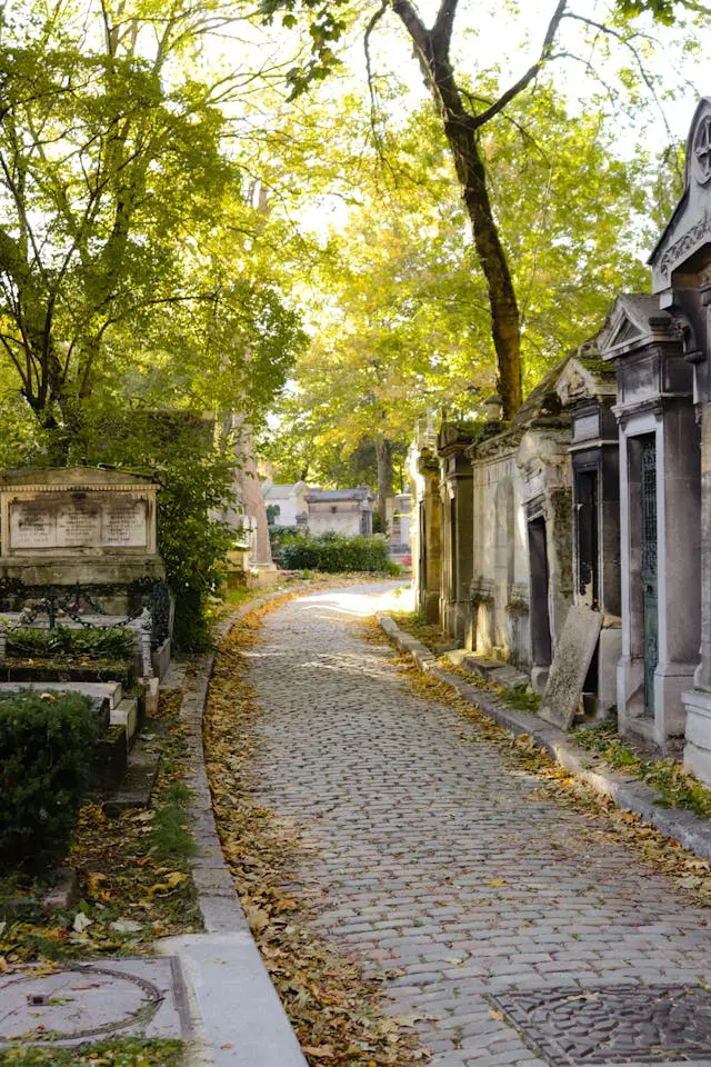 Père Lachaise Cemetery