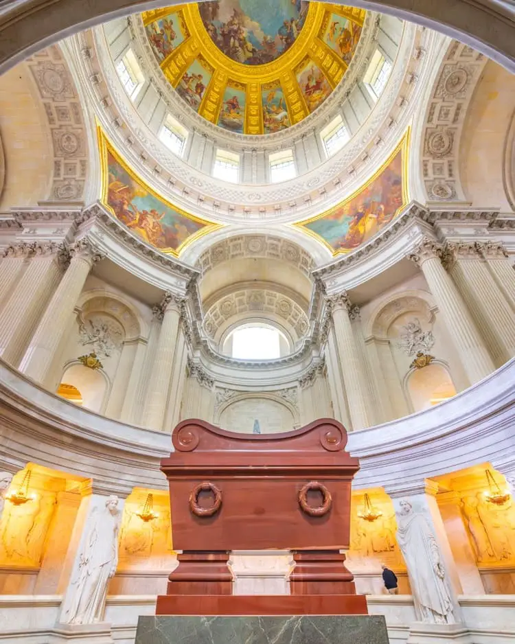 hotel des invalides dome