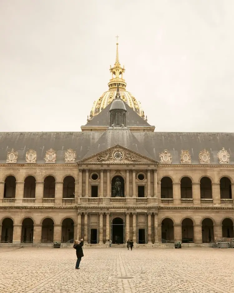 hotel des invalides inside