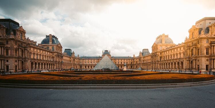 louvre