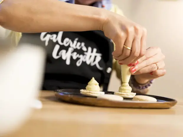 macaron making