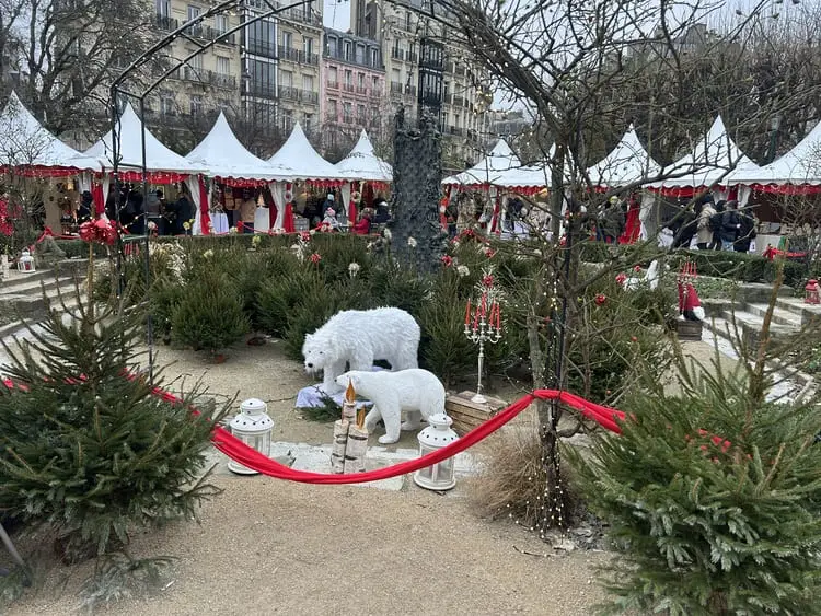 notre dame xmas market