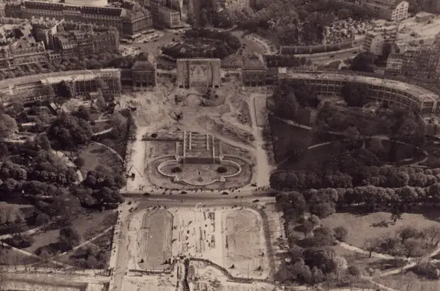 Demolition of the Palais du Trocadéro