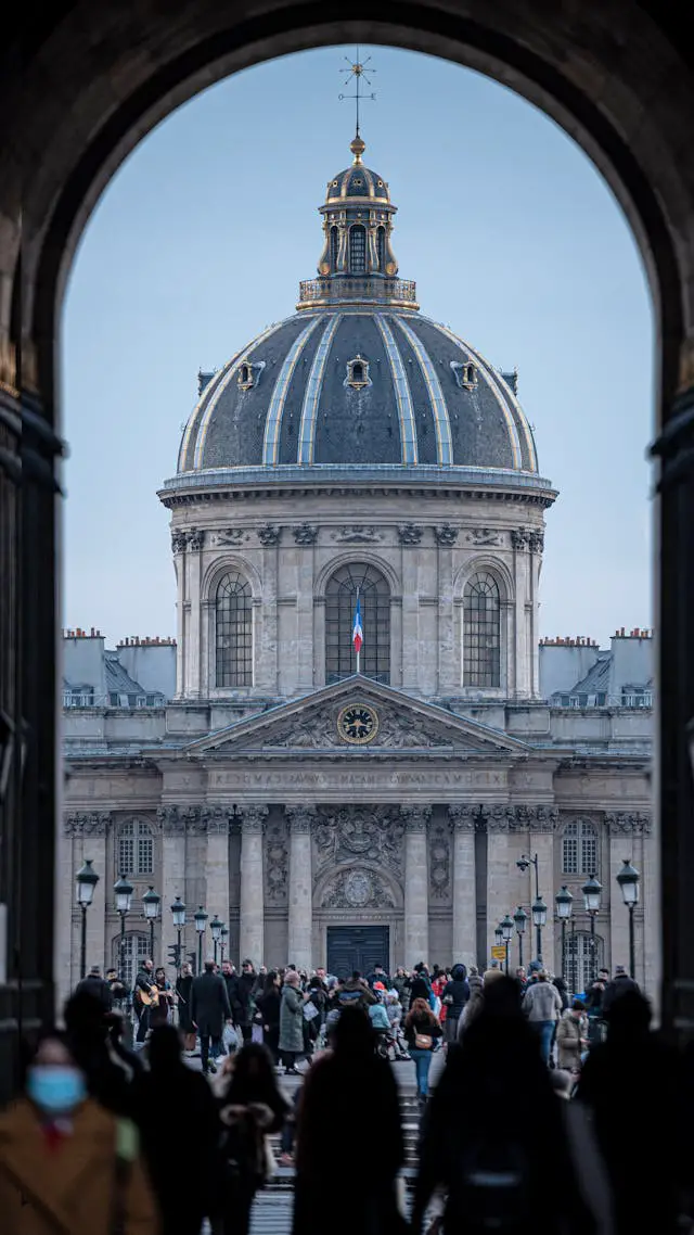 crowded street in Paris