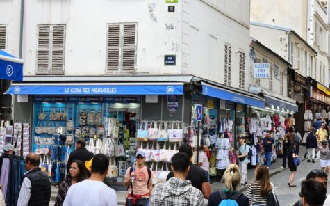 souvenir shops montmartre