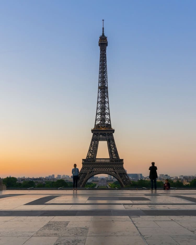 sunrise eiffel tower