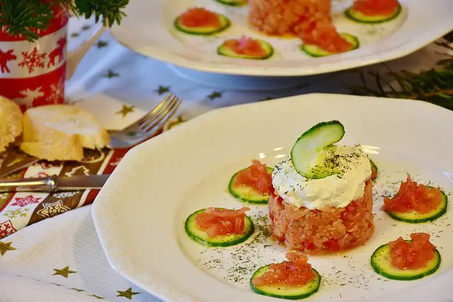 Salmon tartare