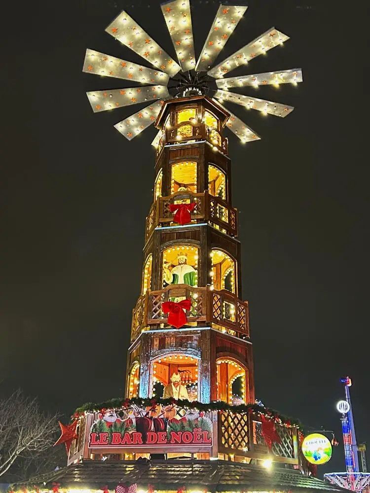 christmas market tuileries