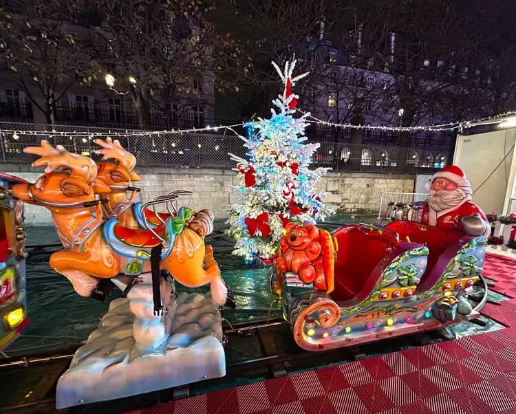 christmas market tuileries