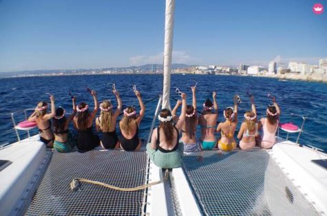 EVJF sur un catamaran à Marseille