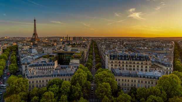 champs-elysées