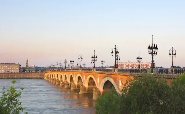 pont de pierre à Bordeaux