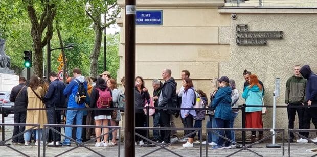 queue aux catacombes de paris